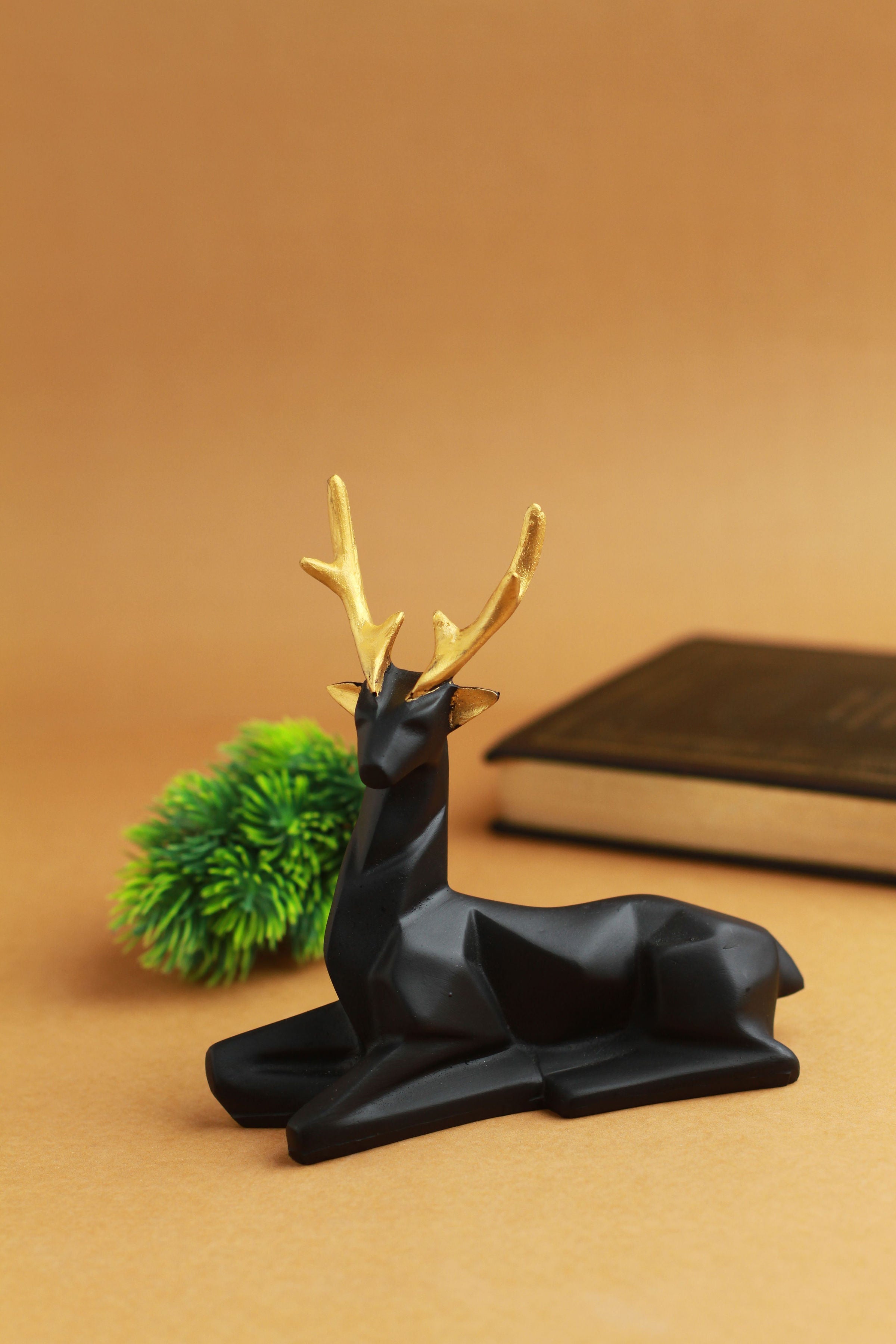 Polyresin Sitting Deer  Showpiece Idol