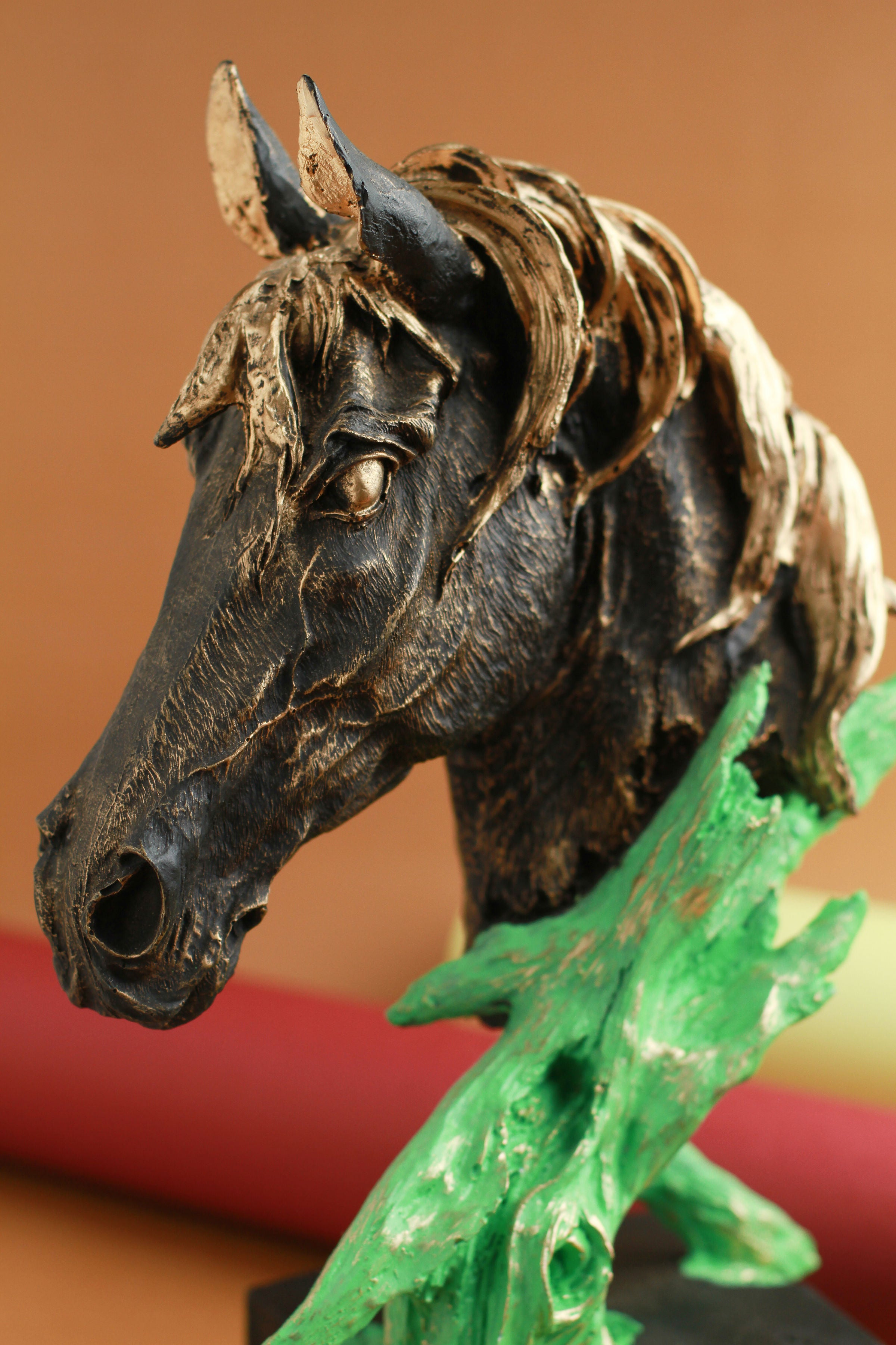 Polyresin Horse   Showpiece Idol