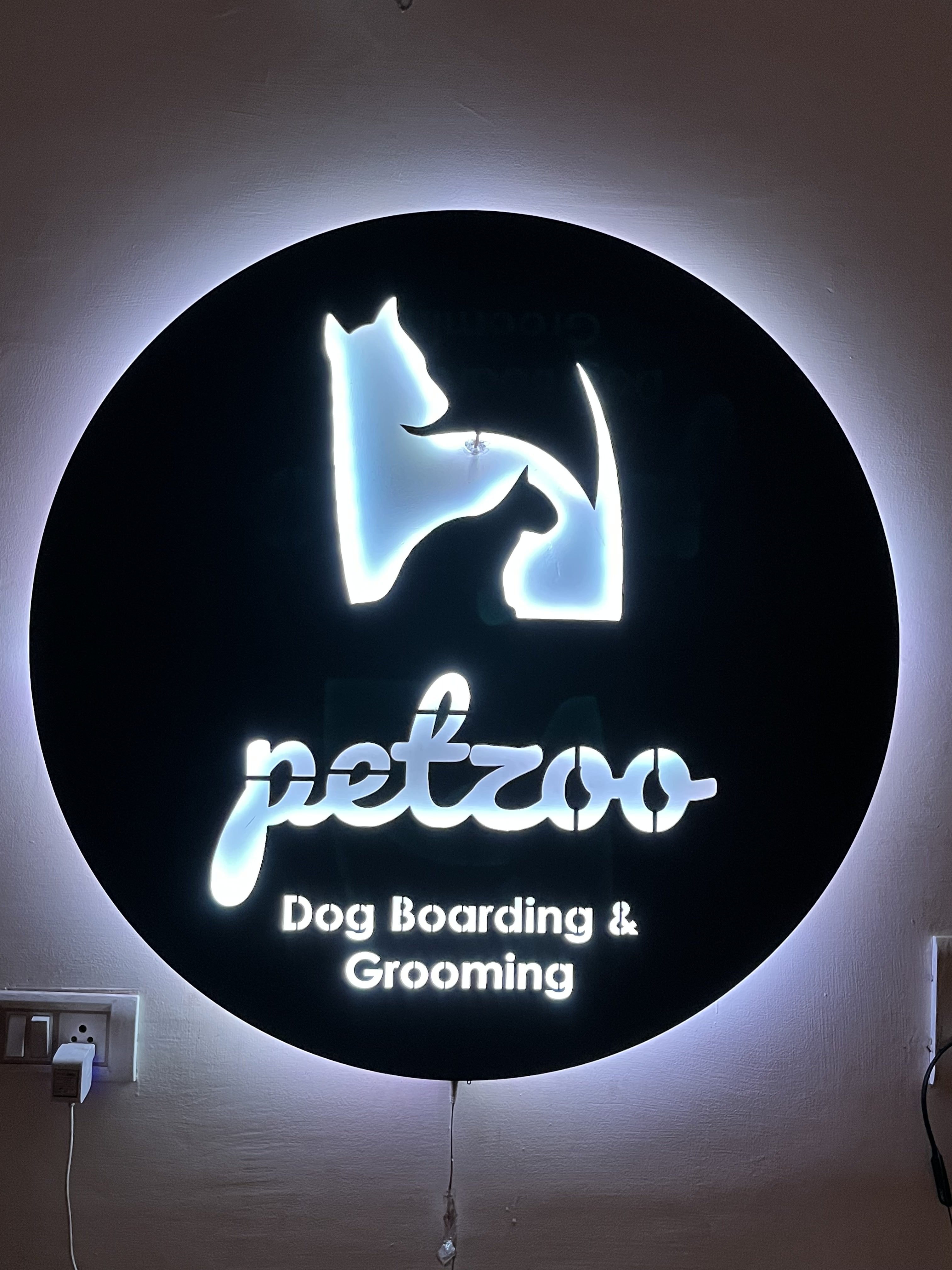 Customized Wooden LED LOGO – Printed Man