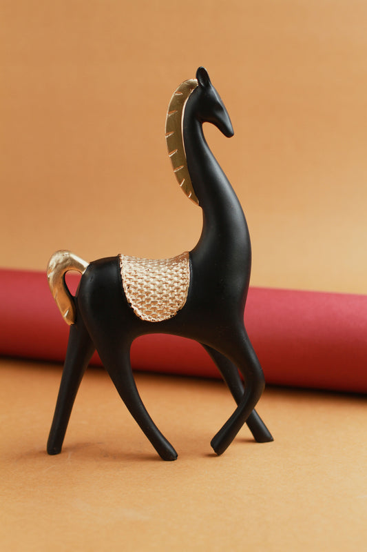 Polyresin   Animal Showpiece Idol